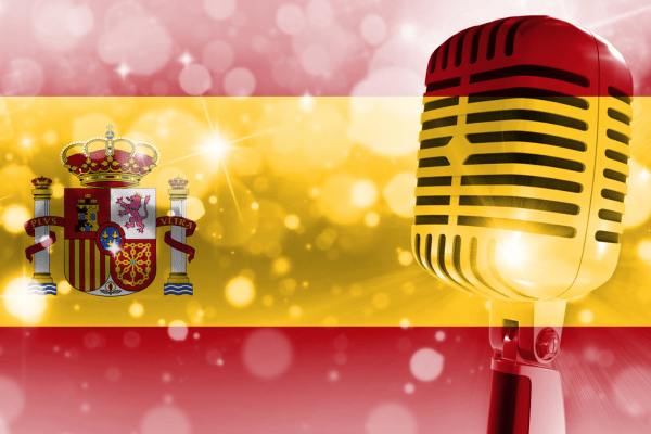 La utilización de español neutro en doblajes automatizados puede limitar la conexión emocional y cultural con participantes de diversas regiones